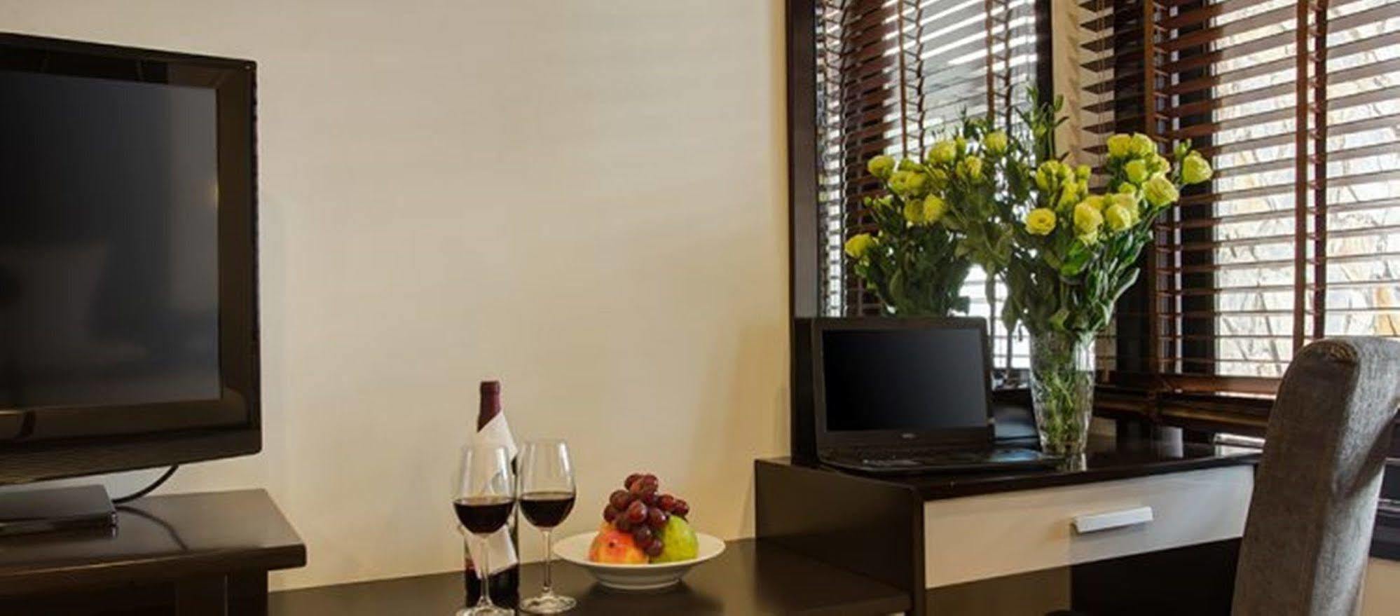 La Santé Hotel&Spa Hanoi Esterno foto