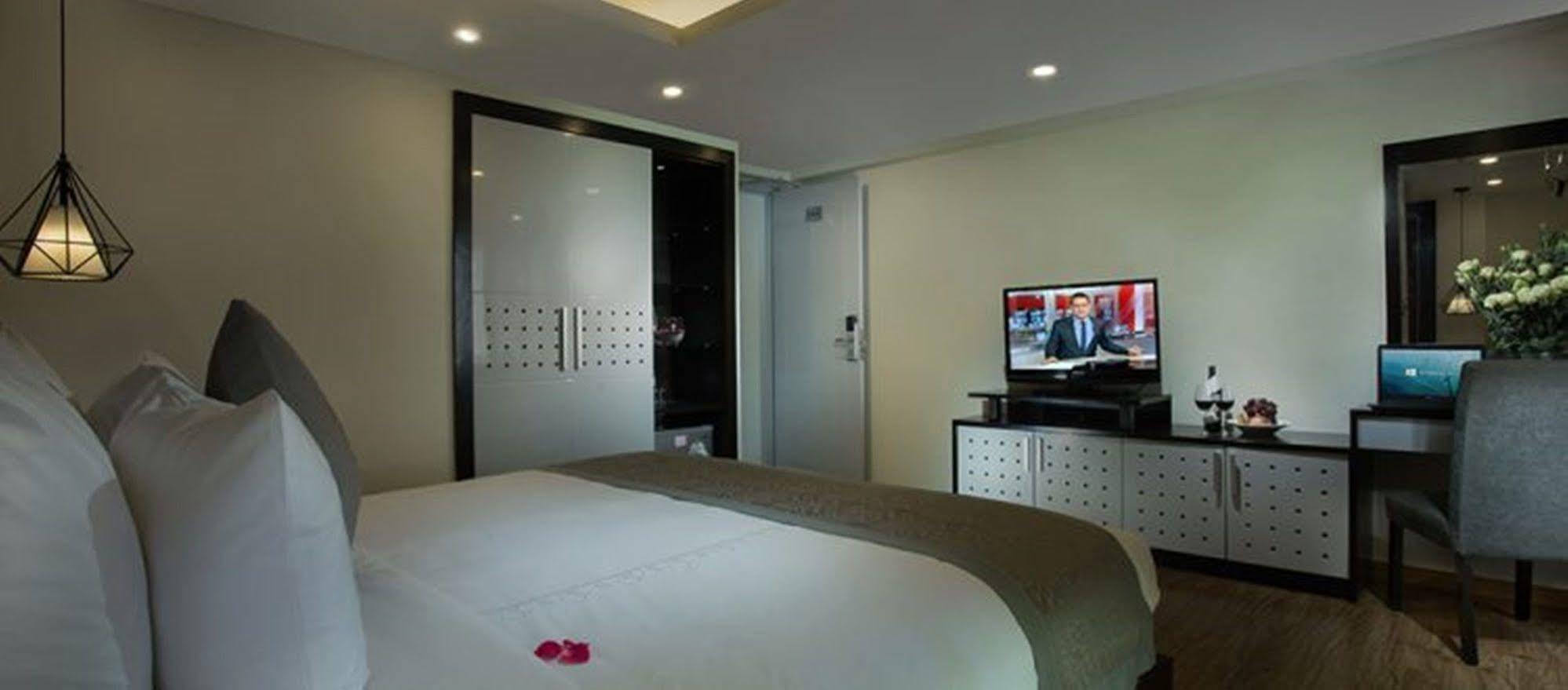 La Santé Hotel&Spa Hanoi Esterno foto